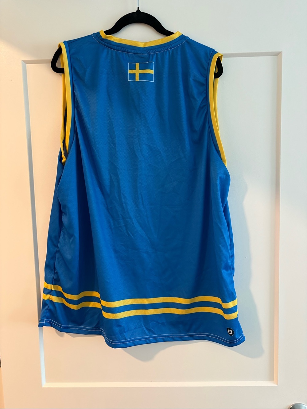 NWT Sweden National Team Tank Jersey - Picture 3 of 4